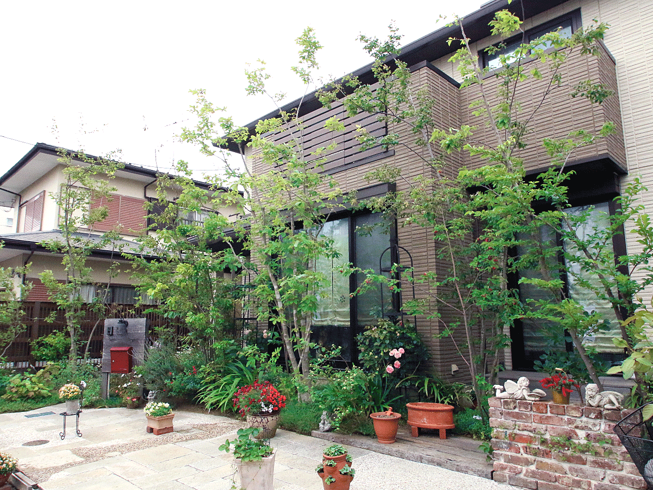 2年後・10年後も きれいに長く楽しめるお庭